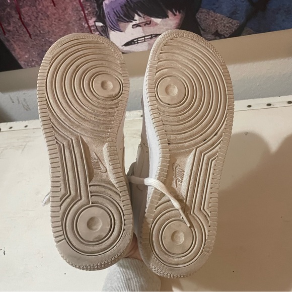 Air Force 1s - Picture 4 of 4